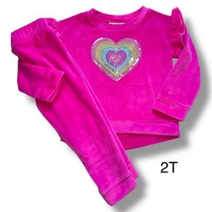 Toddler Girls Heart Velour 2-Piece Outfit Set - Pink Size 2T.